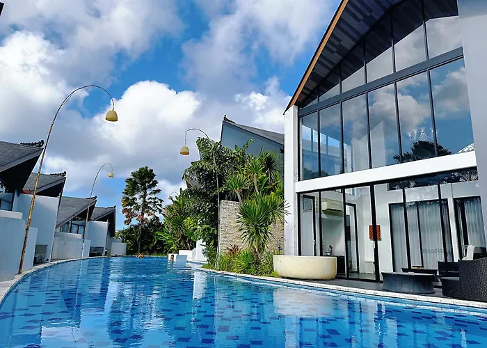 Dancing With Expansive Vanishing Edge Pool Nusa Dua (Bali)