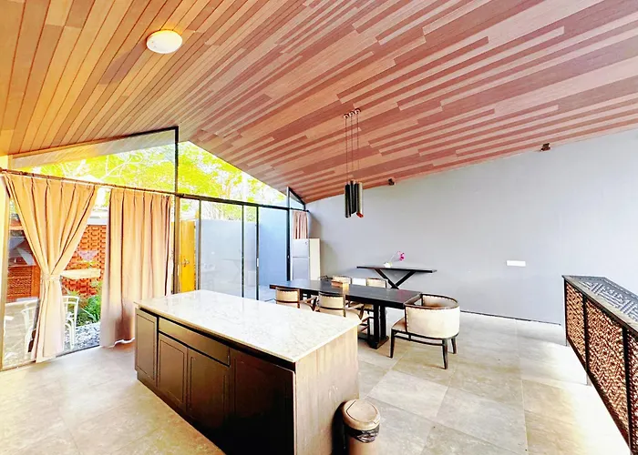Dancing With Expansive Vanishing Edge Pool Villa