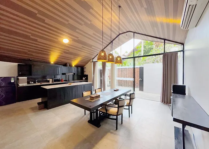 Dancing With Expansive Vanishing Edge Pool Villa