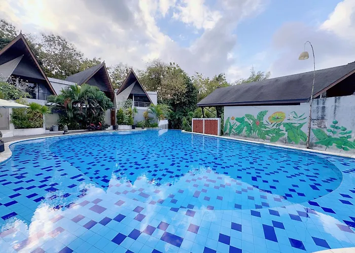 Dancing With Expansive Vanishing Edge Pool Villa