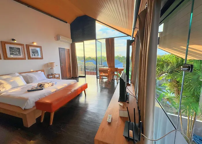 Villa Dancing With Expansive Vanishing Edge Pool