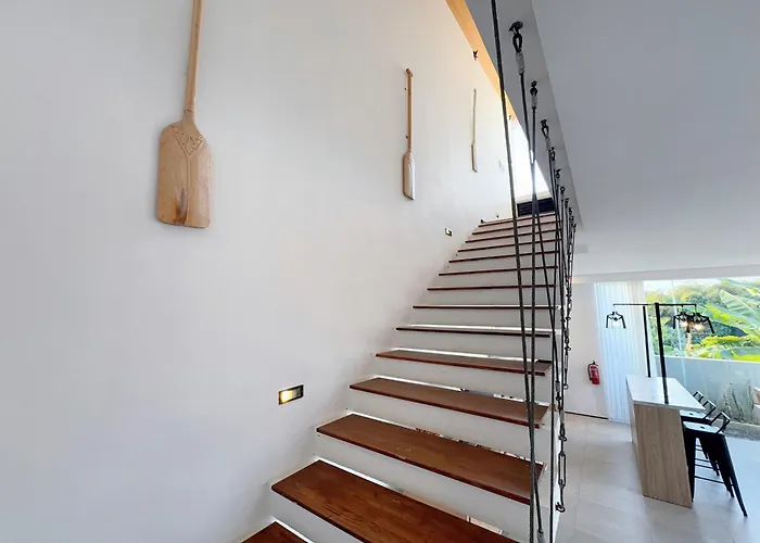 Dancing With Expansive Vanishing Edge Pool Villa *
