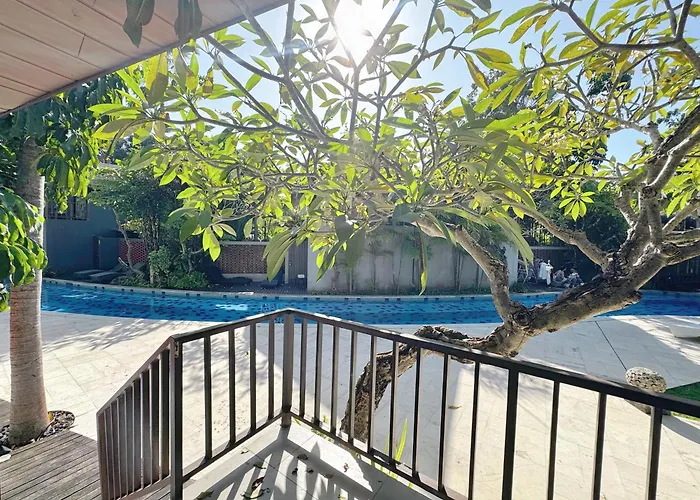 Dancing With Expansive Vanishing Edge Pool Villa *