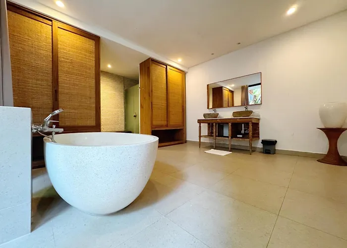 Dancing With Expansive Vanishing Edge Pool *